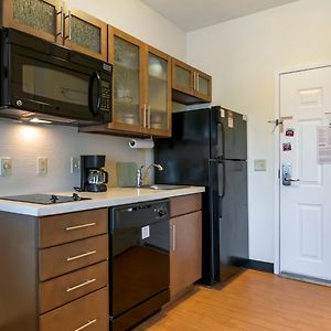 Standard Double Suite